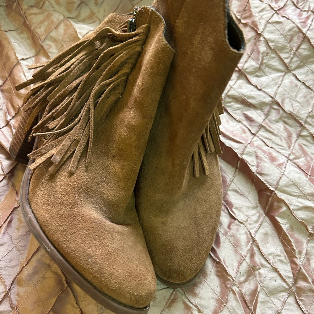 Jessica Simpson Tan Suede Fringe Ankle Boots